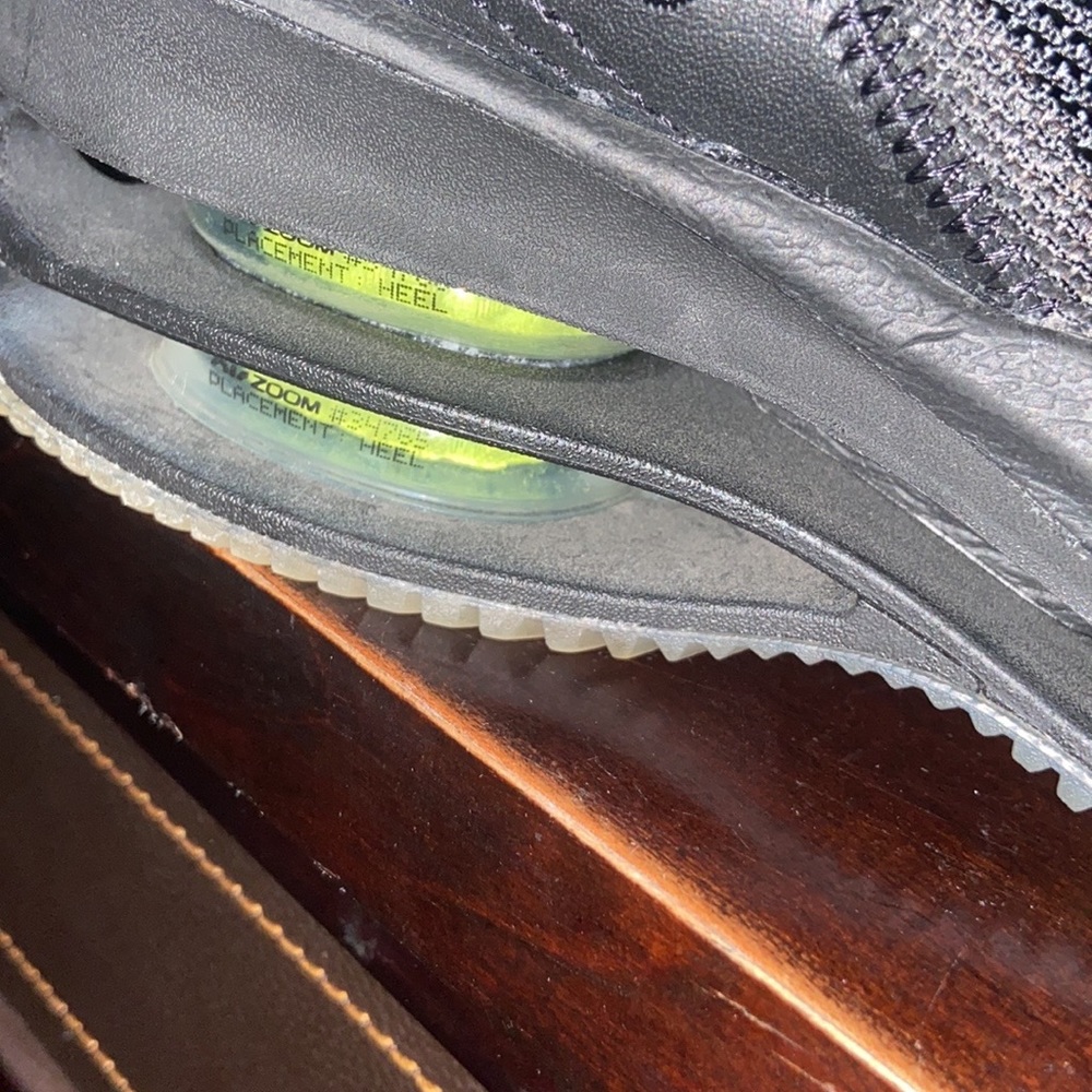 Slightly Used Womens Double-Stack Runners By Nike - image 5